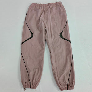 Conjunto Deportivo de Nylon para Hombre con Logotipo Personalizado de Fábrica, Chaqueta Cortavientos y Pantalones Deportivos de Alta Calidad - Product Image 6