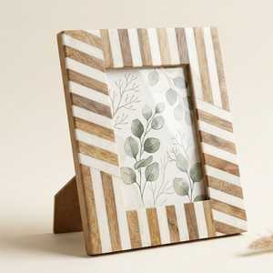 Resin Photo <b>Frame</b> Tabletop Picture <b>Frame</b> <b>5</b> <b>x</b> <b>7</b> Inch Vertical Decorative Display for Living Room Bedroom - Product Image 1