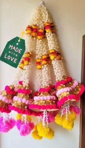 Nouvelle Arrivée Guirlande de clochettes de fleurs de Mogra classiques indiennes artificielles en plastique, faites à la main, durables, pour événements, fêtes et décors festifs - Product Image 4