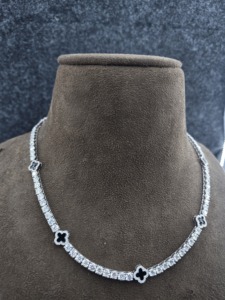 Collar de tenis estilo rapero Iced Out chapado en oro rosa de plata de ley 925 con moissanita VVS y diseño de trébol 3mm/4mm - Product Image 2