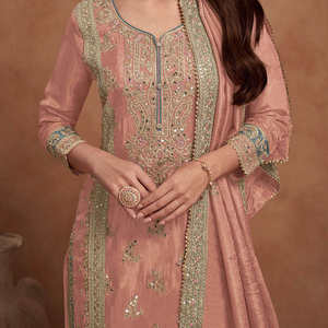 Costumes Shalwar Kameez pour femmes indiennes et pakistanaises de qualité supérieure, ensembles de robes en soie pour femmes, vente en gros - Product Image 5