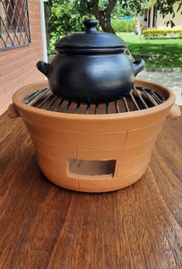 Estufa de Barro Tradicional Premium, Hecha a Mano, de Terracota, para Cocinar con Carbón, para Cocinas Rurales y Rústicas - Product Image 4