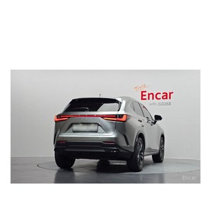 Lexus NX Premium 2024 con Cámara Trasera, Asientos de Cuero, Volante a la Izquierda - 26,128 km - Product Image 4