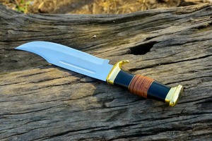 Cuchillo de Caza de Acero de Damasco Hecho a Mano con Hoja de Punta Caída y Funda de Cuero Rojo, Herramienta de Supervivencia para Exteriores - Product Image 2