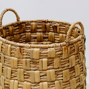 Durable Water Hyacinth <b>Laundry</b> <b>Hamper</b>, High-Quality Basket Weave For Bedroom Clothes Storage Solution - Product Image 2