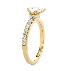Anillo de compromiso de oro amarillo de 14 quilates con diamante talla pera de 3.5 quilates y halo oculto para mujer - Product Image 2