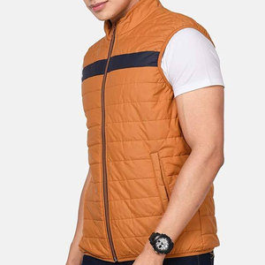 Veste matelassée à capuche orange pour homme, fermeture éclair, col montant, doublure en polaire, matière polyester/nylon, vêtement décontracté d'hiver - Product Image 3