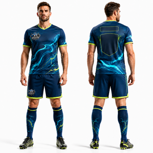 Maillot et short de football personnalisés en tissu mesh sportif, nom d'équipe personnalisé, broderie personnalisée, vêtements de sport anti-transpiration - Product Image 1