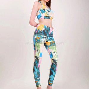 Ensemble de yoga pour femmes, dernier style, faible MOQ, fabrication de haute qualité, vente directe d'usine, ensemble de yoga de haute qualité - Product Image 3