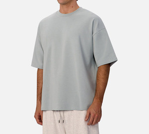 Camisetas de Hombre Lisas y Económicas de Algodón y Poliéster Grises de Ajuste Relajado al por Mayor de Fábrica de Pakistán, Ideales para Imprimir - Product Image 1