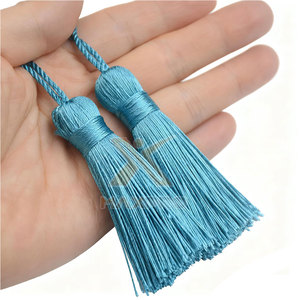 Borlas de Hilo Metálico de Estilo Único y la Mejor Calidad, Borlas de Hilo Metálico de Material Duradero en Oferta - Product Image 3