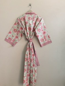 Bata Kimono Larga de Algodón Estampado Floral Indio para Verano, Ropa de Estar por Casa - Product Image 3