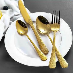Ensemble de couverts de style artisanal entièrement plaqué or, 100 % acier inoxydable, design sculpté pour la vie moderne - Product Image 3