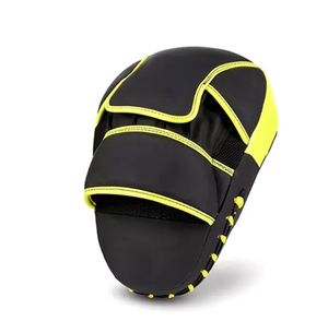 Guantes de Entrenamiento Focus Mitts al por Mayor para Clubes de Boxeo, Gimnasios, Centros de Fitness y Uso Deportivo, Guantes Focus Mitts Negros y Amarillos de PU Elástico - Product Image 2