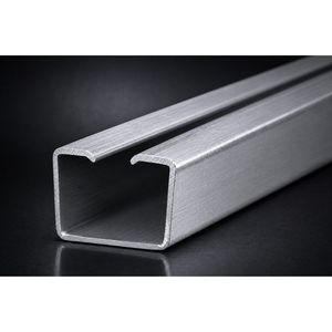 Perfil Metálico Industrial de Construcción de Estilo Moderno, Canal en C, Canal en U, Estructura Resistente, Acabado Liso, Fácil Instalación - Product Image 1