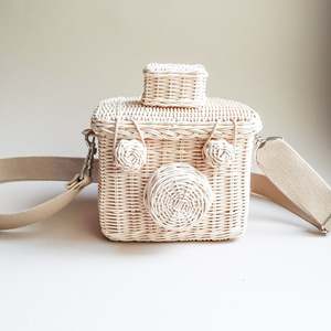 New style child <b>small</b> bag kids <b>handbag</b> for baby girls rattan bags camera shaped kid shoulder <b>handbags</b> - Product Image 4
