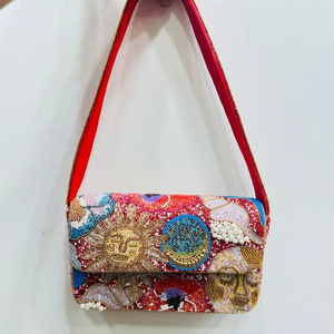 Magnifique Pochette Porte-Monnaie Perlée Personnalisée, Sac à Main Tendance - Product Image 1