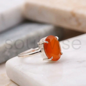 Bague en malachite ovale naturelle Soulwise - Bijoux unisexes tendance de Haryana pour les mariages, les fiançailles et les anniversaires - Product Image 2