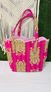 Sac fourre-tout en coton fait main, motif floral, bords festonnés matelassés, à porter à l'épaule, réutilisable, pour les courses quotidiennes - Product Image 3