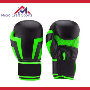 Gants de boxe MMA professionnels en cuir PU avec logo personnalisé pour la fermeture, équipement de boxe fabriqué à Sialkot, Pakistan - Product Image 6