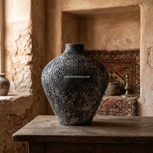 Vase Urne Plate Rustique en Terre Cuite Pero, Pot en Céramique Façonné à la Main, Vase Décoratif de Table, Fournisseur en Gros - Product Image 6