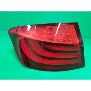 ไฟท้ายซ้ายมือสอง รุ่น 5 ซีรีส์ รหัส 17346201 - Product Image 1