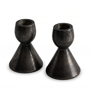 Elegante Juego de 2 Portavelas Cónicos Modernos, Decoración para el Hogar, Diseño Duradero - Product Image 1