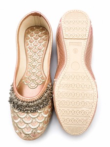 Tendance mode féminine, chaussures ethniques brodées à bout fermé, légères et de haute qualité, Mojari pour l'été - Product Image 4