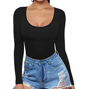 Haut en tricot noir à col rond et manches longues pour femme, avec logo personnalisé de haute qualité, coupe ajustée, couleur unie, style décontracté, chemise basique - Product Image 3