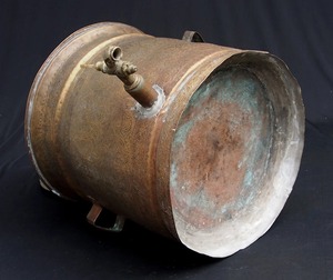 Dispensador de agua vintage hecho a mano de cobre con tapa y grifo, de gran capacidad para uso doméstico. - Product Image 2