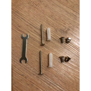 60cm <b>Round</b> Modern Wall-Mounted Glass <b>Mirror</b> with Red <b>Gold</b> Metal Rim for Residential Interior Projects - Product Image 5