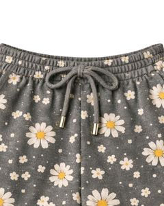 Conjunto de dos piezas para mujer: Top corto acanalado y shorts con cordón, estampado floral de margaritas en gris, estilo casual, fabricante personalizado - Product Image 3
