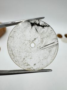 Esfera de reloj plana de rutilo negro natural de 31,50 mm, 0,6 mm de grosor, 2 mm de diámetro del orificio central. - Product Image 5