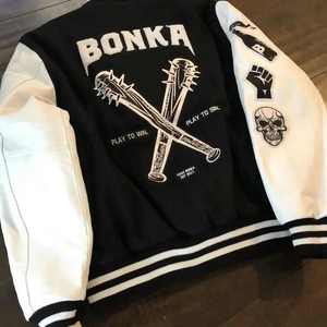 Chaqueta Varsity de Lona Personalizada para Hombre, Talla Grande, Cuello Alto, Alta Calidad, Transpirable, con Logotipo y Colores Personalizados, Venta al Por Mayor para Invierno 2026 - Product Image 3