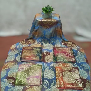Tela de Chifón Ligera de Lujo Somalí de la Mejor Calidad con Patrón Floral e Intrincado Trabajo de Brillo - Product Image 1