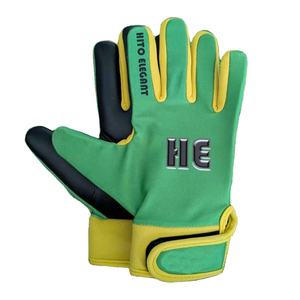 Gants de gardien de but de haute qualité en cuir pour unisexe, logo et design personnalisés professionnels, forte adhérence, bracelet réglable - Product Image 1