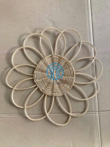 Top One Natural Rattan Placemat <b>Round</b> <b>Table</b> Wedding and Decor <b>Mat</b> Rattan Charger Plate Perfect for Dining <b>Table</b> - Product Image 3