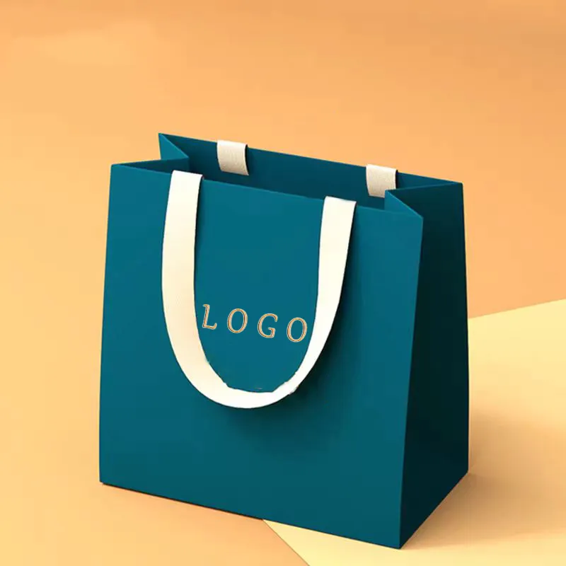 Op Maat Gemaakte Winkel Bedrukte Verpakking Met Uw Eigen Logo Kartonnen Luxe Winkelpapier Geschenkzakken Voor Het Bedrijfsleven