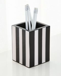 Famous Handmade <b>Resin</b> Pen Holder Customized Shape Desk <b>Table</b> Organiser Home Decoration Casting Technique HANDICRAFT HUB Brand - Product Image 3