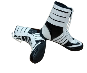 Chaussures de boxe en cuir véritable, sur mesure, noires et blanches, chaussures d'entraînement de boxe, chaussures de boxe à semelle antidérapante, chaussures de boxe MMA pour sparring - Product Image 3
