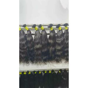 Extensions de cheveux humains vierges vietnamiens de la meilleure qualité pour l'exportation en gros avec fixation par clips, cheveux bouclés de bonne longueur - Product Image 1