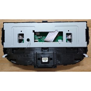 Repuestos de automóviles: Pantalla táctil usada para radio multimedia, pantalla de visualización, configuración de teléfono doméstico, panel de advertencia, repuestos coreanos para automóviles. - Product Image 1
