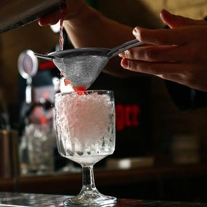 Set di 3 pratici infusori per tè in acciaio inossidabile a maglia fine, colino per cocktail, filtro conico per alimenti e tè sfuso - Product Image 2