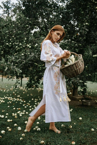 Robe maxi en coton pour femme, style bohème chic, avec broderie florale, coupe ample, taille à nouer, manches 3/4, robe décontractée - Product Image 2