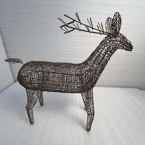 Reno Decorativo de Metal, Escultura Artística, Adorno Navideño Elegante para Decoración de Interiores - Product Image 1