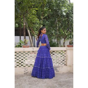 Robes de cocktail pour femmes, spécial Navratri, travail de dentelle Gota Patti, Lehenga Choli - Product Image 1