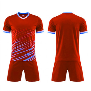 Fabricant de premier plan d'uniformes de football sur mesure, design unique, haute qualité, articles les plus vendus, uniforme de football de qualité supérieure, tendance - Product Image 1