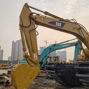 รถขุดสะเทินน้ำสะเทินบก รุ่น 320C มือสอง ราคาถูก 20 ตัน CATT 320C รถขุดสะเทินน้ำสะเทินบก ปรับแต่งได้ พร้อมทุ่นลอยน้ำแบบยืดหดได้ - Product Image 5