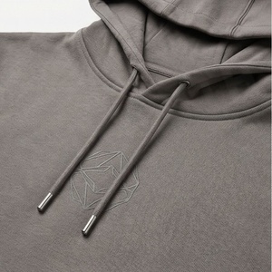 Conjunto Deportivo Unisex Gris con Sudadera con Capucha y Pantalones Jogger, Color Sólido, Cierre con Cordón, 100% Algodón - Product Image 4