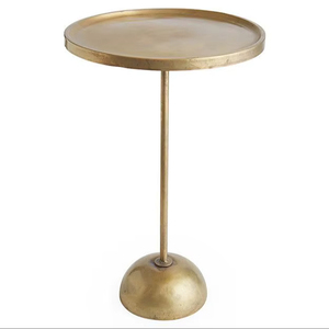 Mesa de metal hecha a mano para amantes de la decoración del hogar que buscan utilidad elegante y encanto de muebles modernos. - Product Image 1